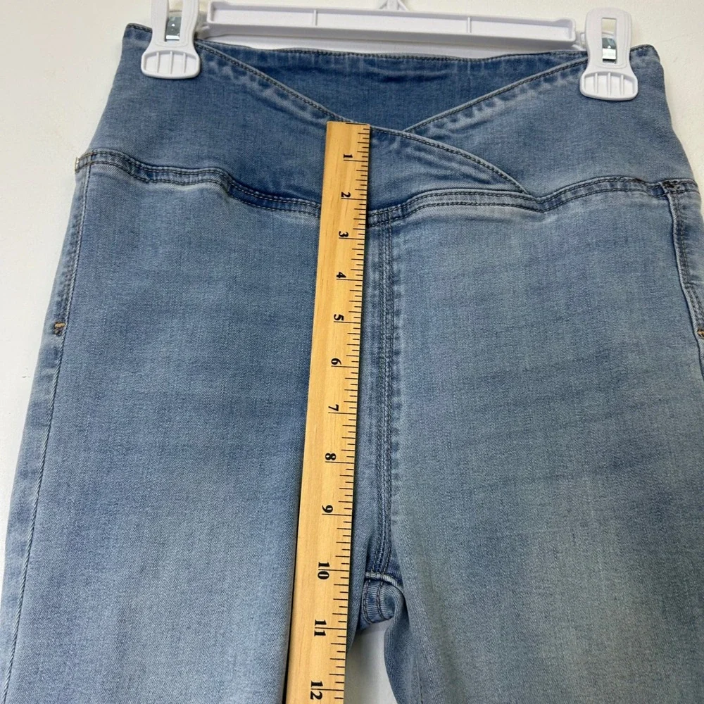 Free People‎ Venice Beach Pull On Flare Jeans Women's 27 High Rise Boho